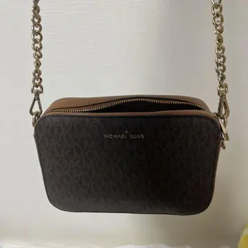 MICHAEL KORS 브라운 숄더백