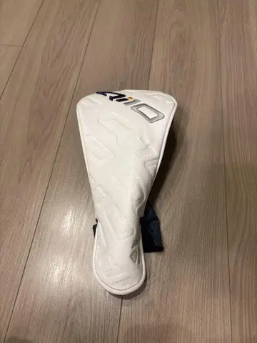 테일러메이드 Qi10 드라이버용 골프헤드커버