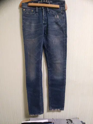 DENHAM RAZOR