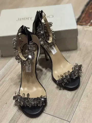 지미추 Jimmy Choo 크리스탈 샌들 38 블랙 새상품급