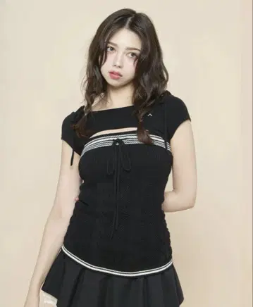 Kitty cable knit tops andmary black