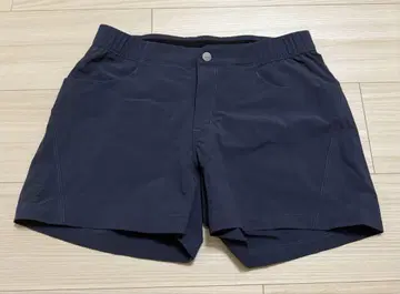ARC'TERYX 네이비 숏팬츠 사이즈 4