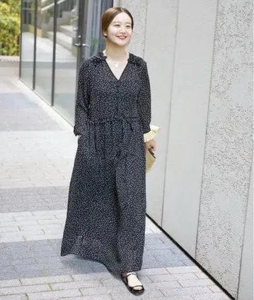 새상품 iena 이에나 도트 프릴 원피스 38 도트 블랙 A