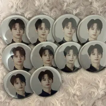 SEVENTEEN Cafe 준 캔뱃지