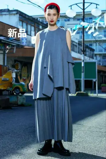 새상품 24 AW SQUARE DRAPE DRESS