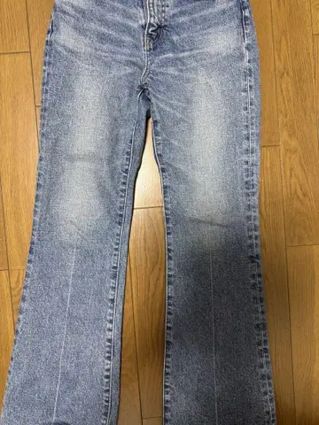 [MOUSSY] 부츠컷 데님 프린지 마감 라이트 블루