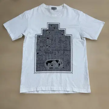 CAV EMPT 디자인 티셔츠 M 사이즈 화이트