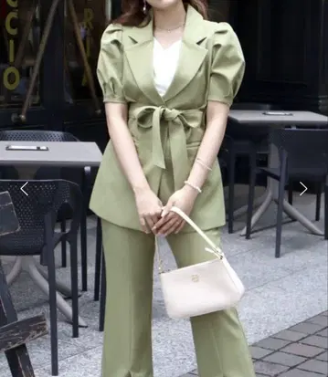 로얄파티 턱 퍼프 하프 슬리브 재킷 셋업