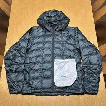 Goldwin PERTEX QUANTUM LIGHT DOWN HOODIE
