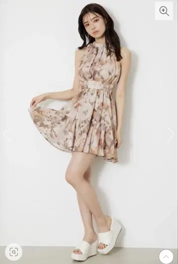 홀터넥 개더 원피스