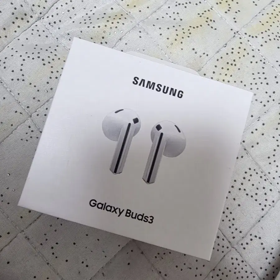 ⭐️新品未開封品⭐️Galaxy Buds 3 white Galaxy Buds3 新品未開封｜Yahoo!フリマ（旧PayPayフリマ）