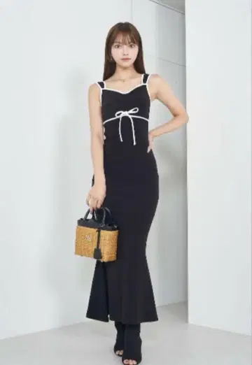 다리치 리본 파이핑 캐미 롱 원피스 F