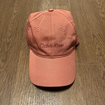 Calvin Klein 핑크 캡 미사용