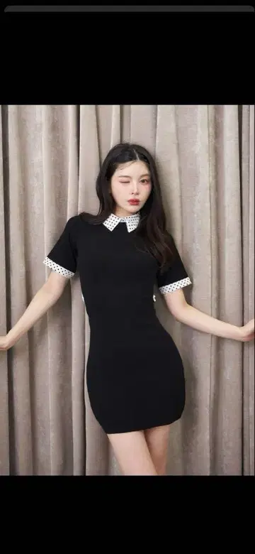다리치 백 오픈 도트 미니 원피스