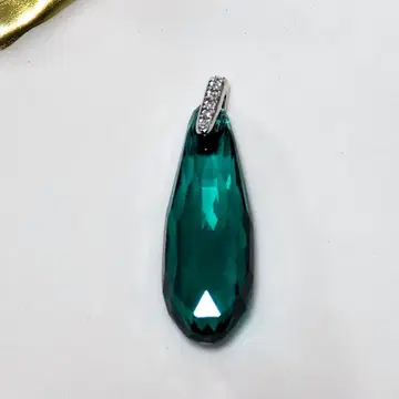 SWAROVSKI 스와로브스키 펜던트 탑