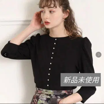 미사용 새상품 쿠튀르 브로치 페이크 진주 장식 상의