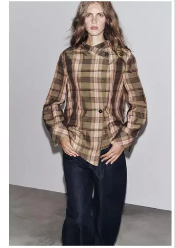 ZARA 오버사이즈 체크 무늬 셔츠 M 사이즈