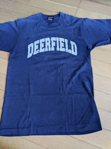 구제 의류 DEERFIELD T셔츠 등번호 26 사이즈 S