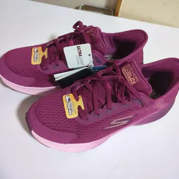 SKECHERS GO RUN 퍼플 스니커즈