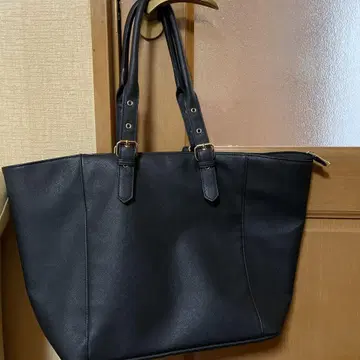 CECIL McBEE 블랙 합성 피혁 숄더백