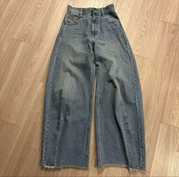 블루 데님 콜라주 개럴개런트