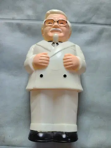 커널 샌더스 피규어 약 20cm