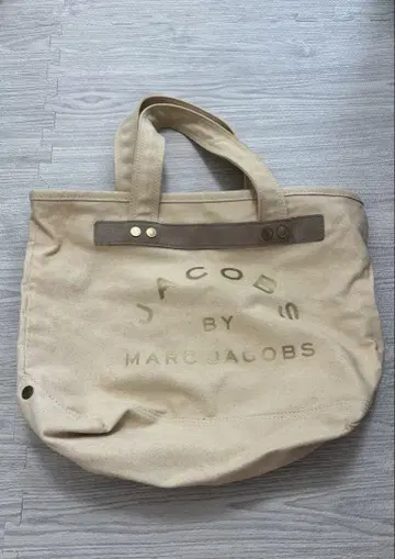 MARC JACOBS 베이지 토트백