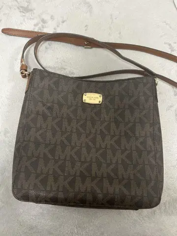 Michael Kors 로고 패턴 숄더백