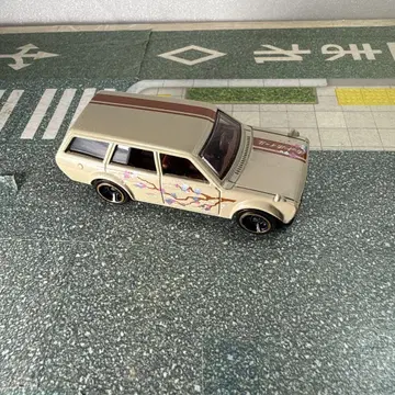 핫휠 닷선 510 왜건 Nightburnerz 팩