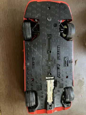 Ferrari F50 1/18 스케일 모델 빨간색