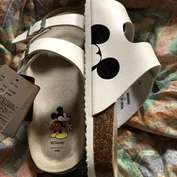 택 포함 새상품 Disney 미키마우스 컴포트 샌들 화이트