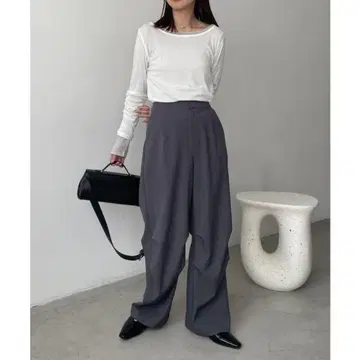 카프리슈 레마쥬 무릎 턱 팬츠