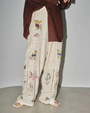 Embroidery Patchwork Trousers 12410703