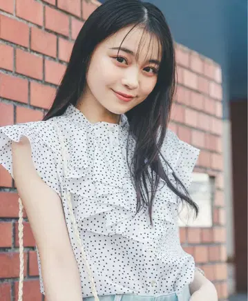 LILLIANCARAT 도트 무늬 프릴 블라우스