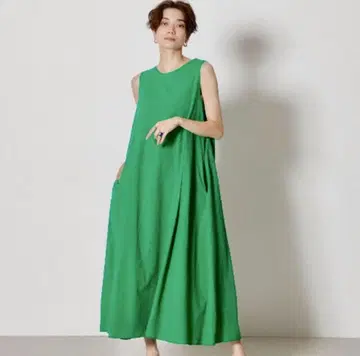 AZULBY MOUSSY 릴랙스 턱 플레어 원피스