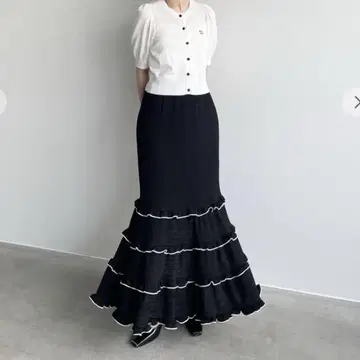 LILIAN CARAT 릴리안캐럿 티어드 프릴 컷 스커트