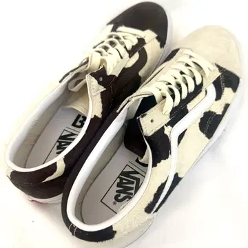 VANS 카우 패턴 스니커즈 로우컷