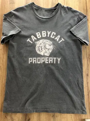 미쿠스타 TABBY CAT PROPERTY TEE 셔츠