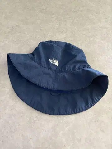 The North Face 네이비 버킷햇