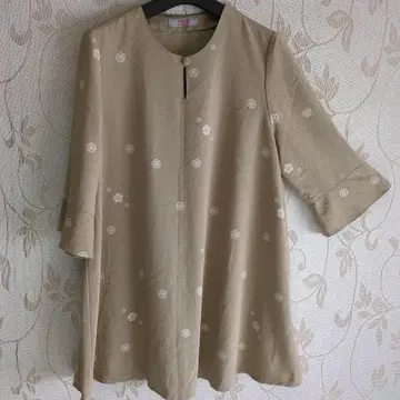 시선당 튜닉, 블라우스