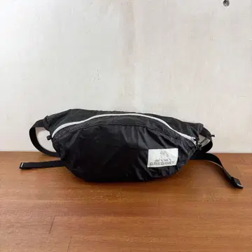 컨디션 최상 그레고리 테일 러너 2.5L 블랙