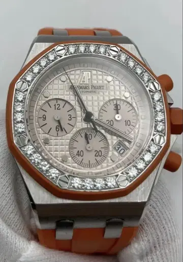 오데마 피게 Royal Oak Offshore Chronograph