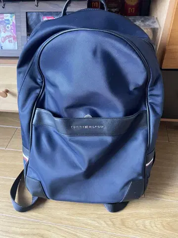 타미힐피거 백팩