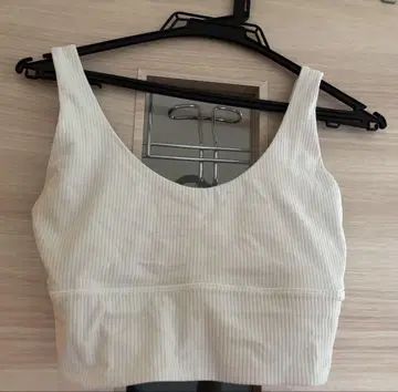 Lululemon 브라탑 화이트 사이즈: 4