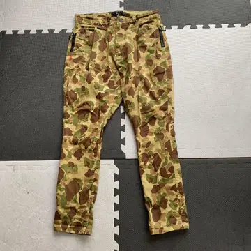 VIRGO WEAR WORKS 카모 무늬 팬츠