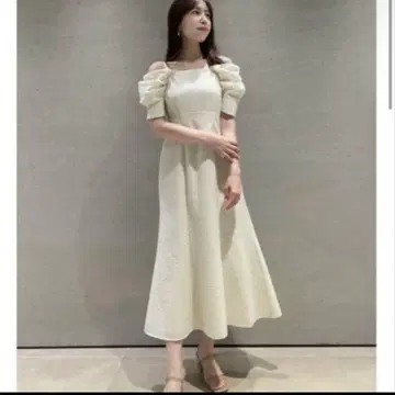 SNIDEL 스나이델 오프숄더 캐미 머메이드 원피스