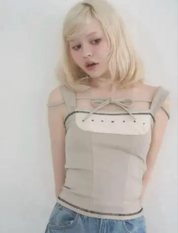 andmary Luca 스티치 tops 베이지