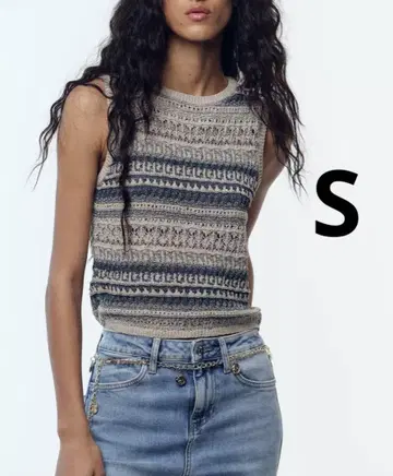 ZARA 자라 스트라이프 패턴 스트럭처 니트 슬리브리스 상의