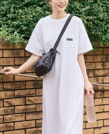 가격 인하 가능. 화이트 롱 원피스 반팔