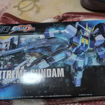 HG EXTRA GUNDAM